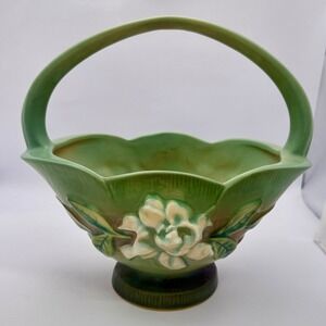 Vintage Roseville Gardenia 608-8 Green Basket Planter w/ Handle 8"